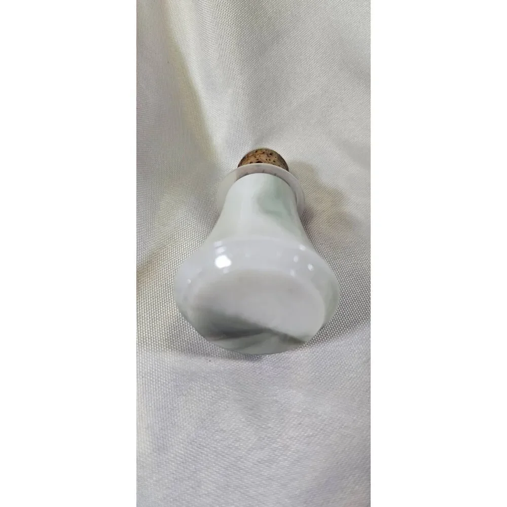 Vintage JIM BEAM liquor Decanter bottle White Marble GREEK Discus Thrower Empty